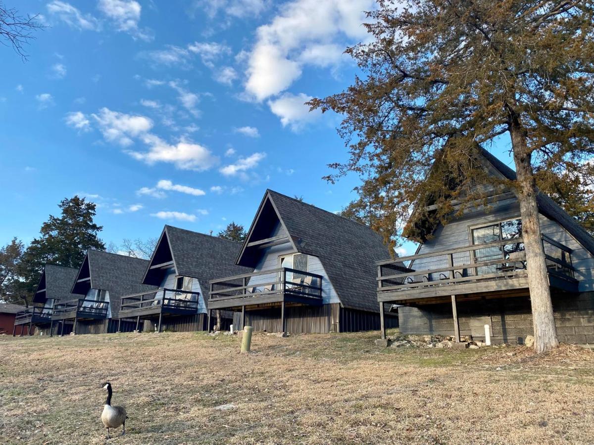Calm Waters Resort Indian Point Exterior foto
